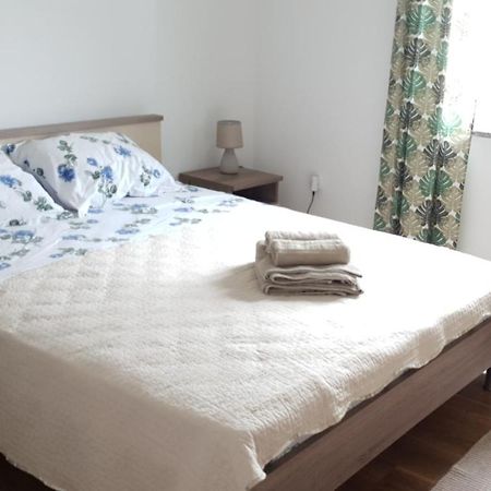Apartman Lena Pula Eksteriør billede