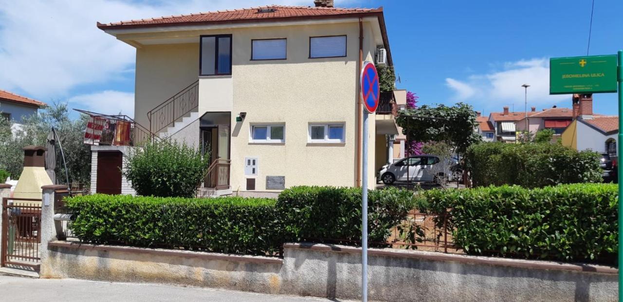 Apartman Lena Pula Eksteriør billede