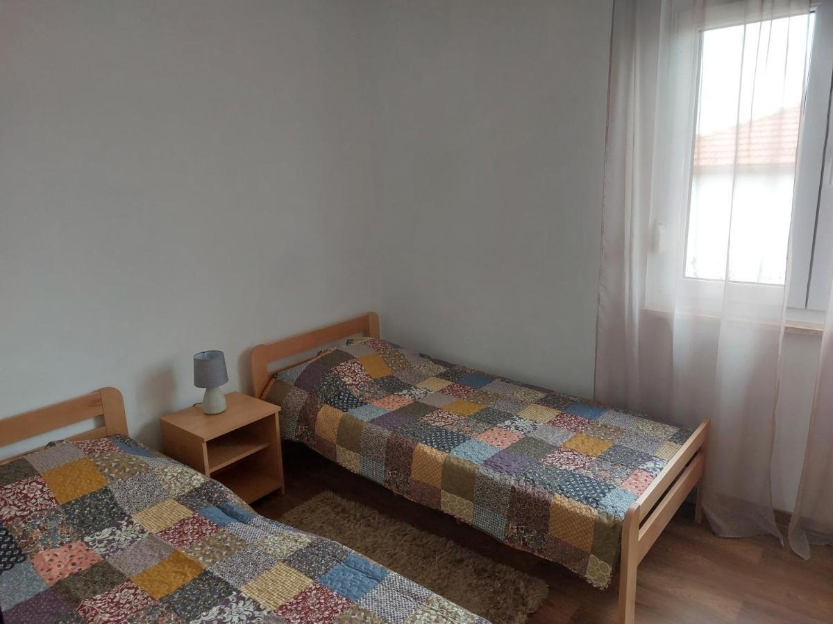 Apartman Lena Pula Eksteriør billede